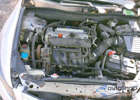 2011 Honda Accord 2.4 Lx из США, поврежденный, VIN 1HGCP2F31BA126534